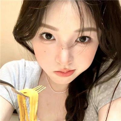 加布里埃拉,丁香和肉桂